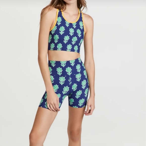 RHODE - Short & Top - Picture 8 of 10